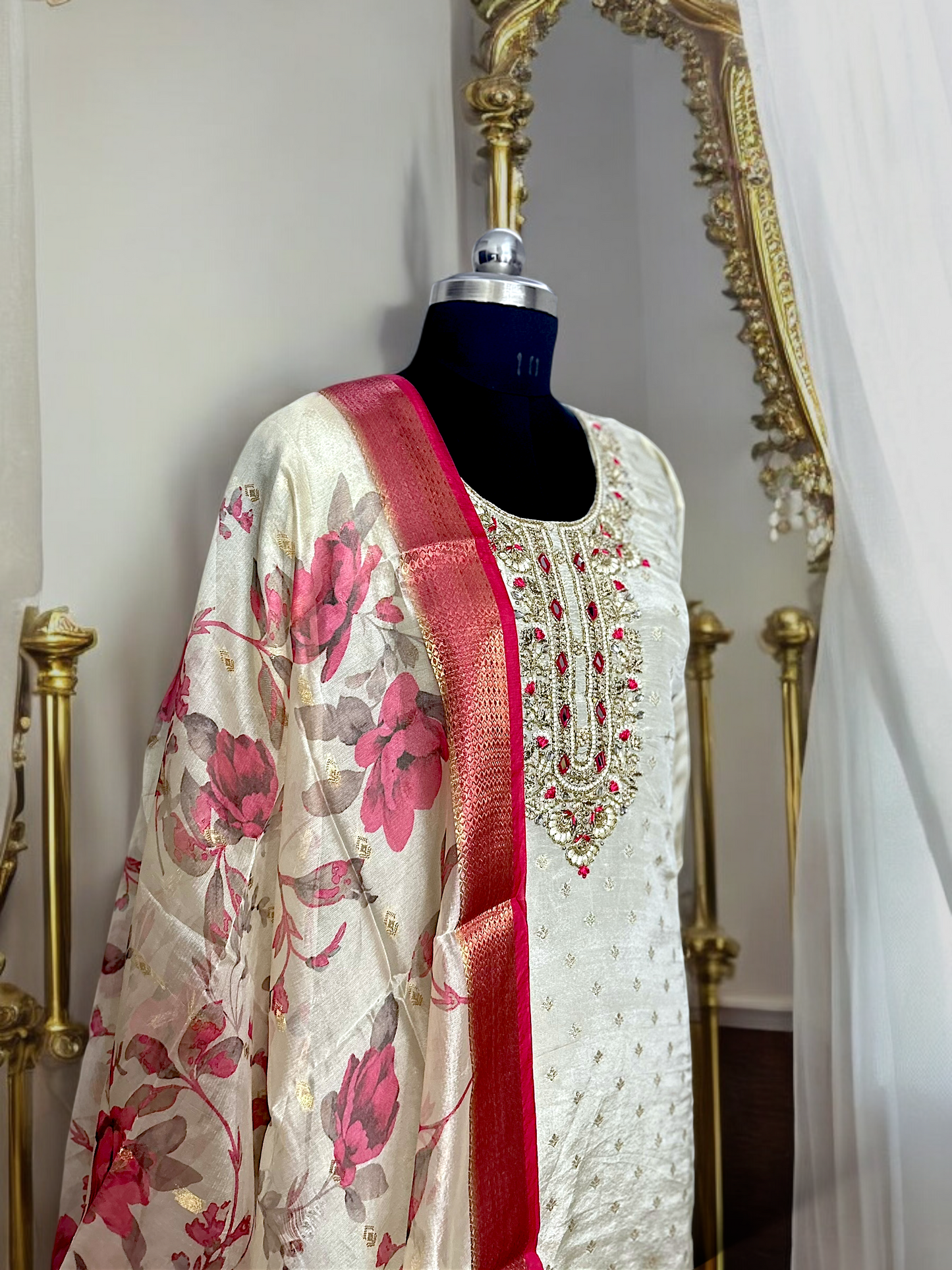 Ivory Tissue Jacquard Suit Set with Printed Silk Dupatta