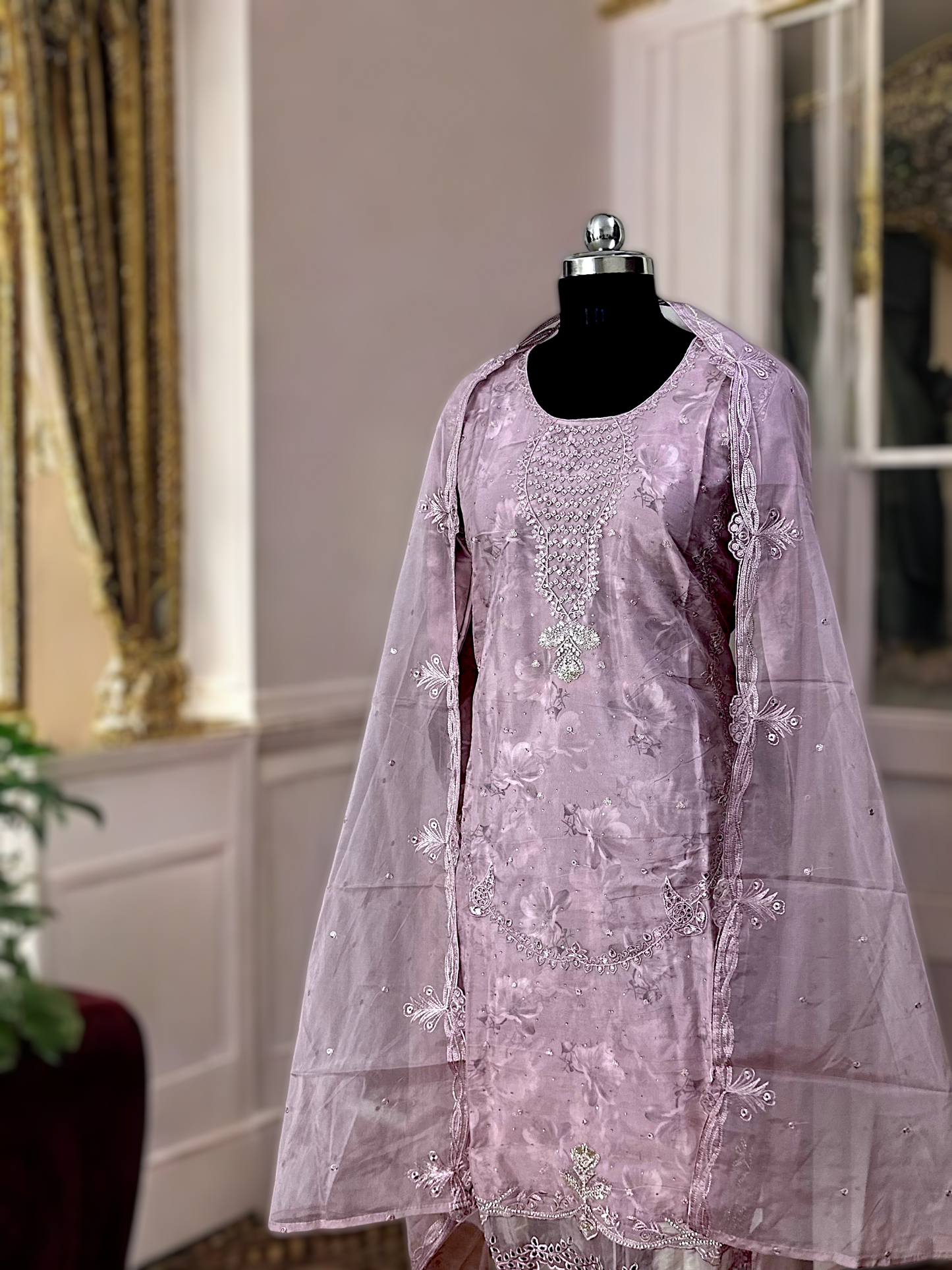 Rose Pink Organza Jarkan Embroidered Suit Set